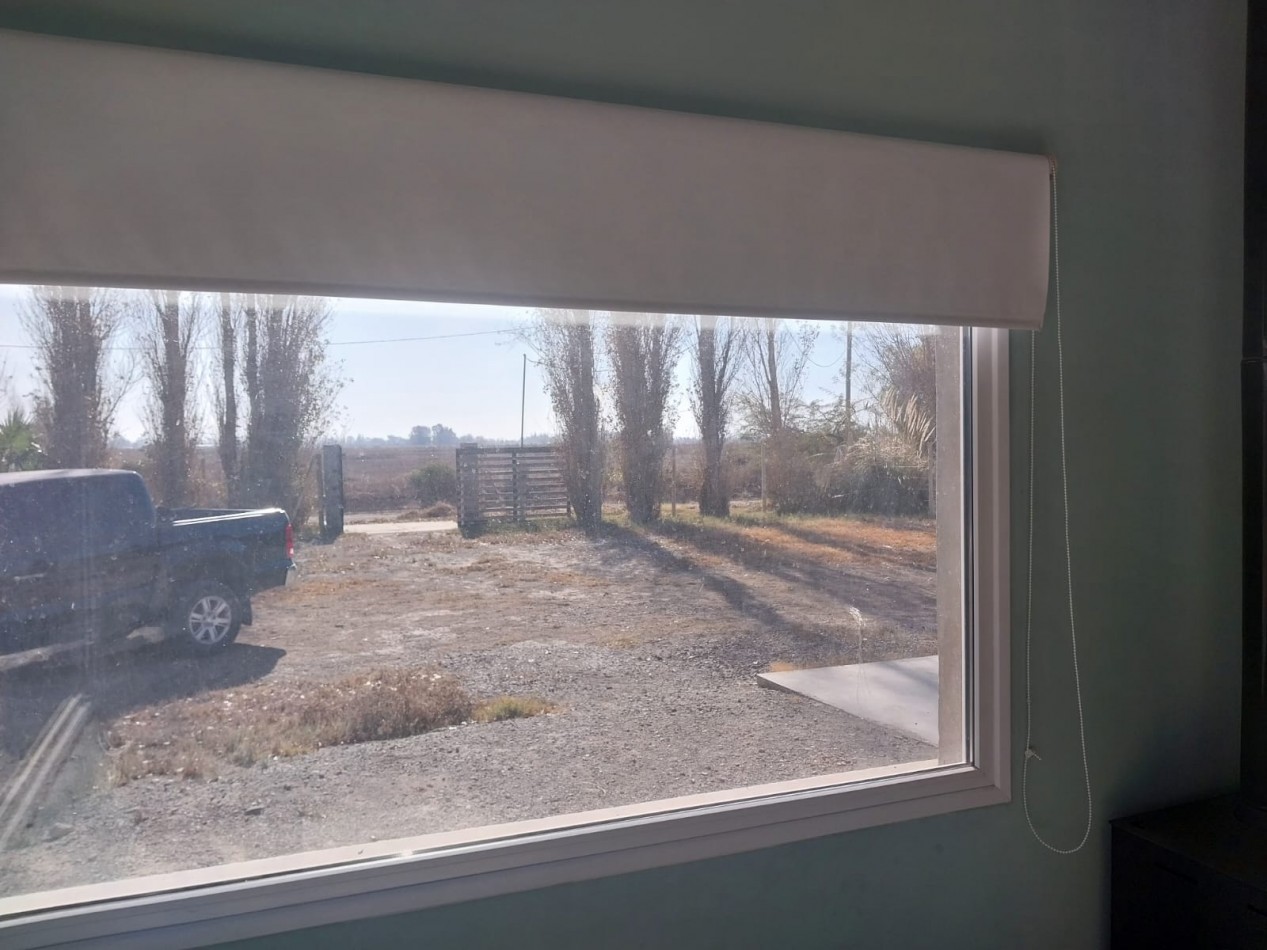 CASA EN VENTA - AMPLIOS AMBIENTES, EXCELENTE ILUMINACION Y VISTAS A LA MONTAÑA.
